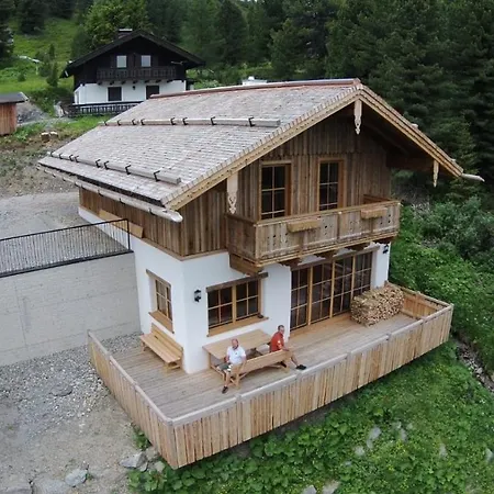 Wildererhuette Helmut *